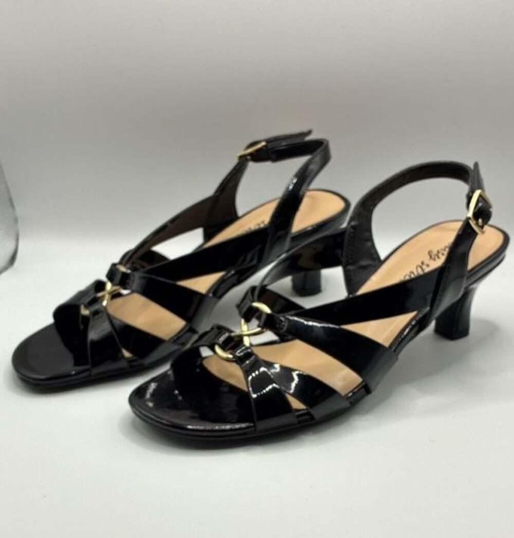Easy Street Black Patent Slingback Kitten Heel Dress Sandal Size 6M